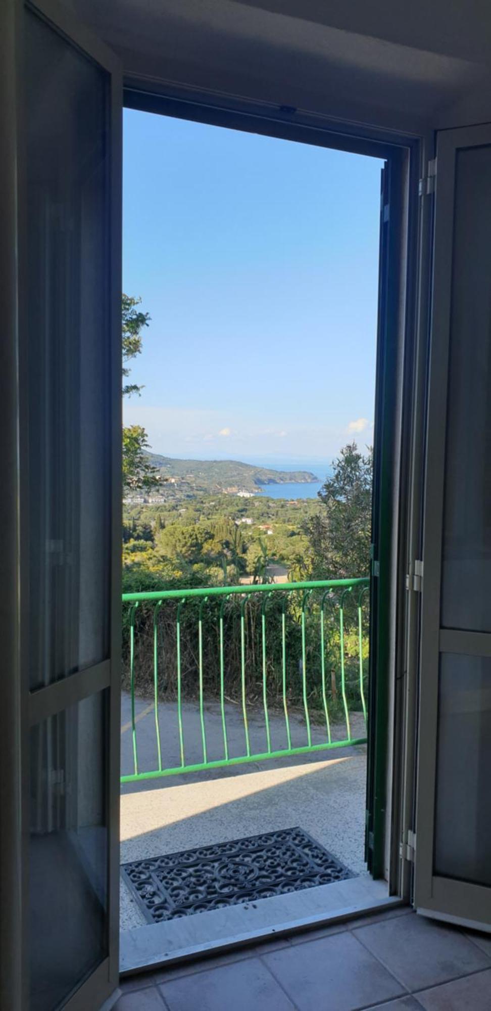 Casa Maddi Casa Vacanze Con Vista Mare Vicinissima Al Centro Capoliveri  Bilik gambar